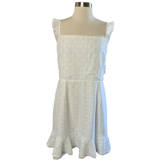 Bar III New With Tags White Flutter Sleeve Mini Dress Size Large - Picture 3 of 14